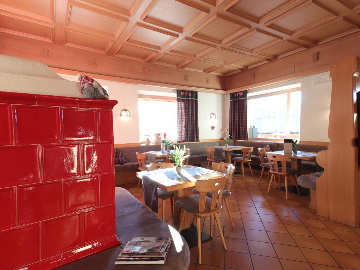 Hotel Alla Rocca Varena Zewnętrze zdjęcie