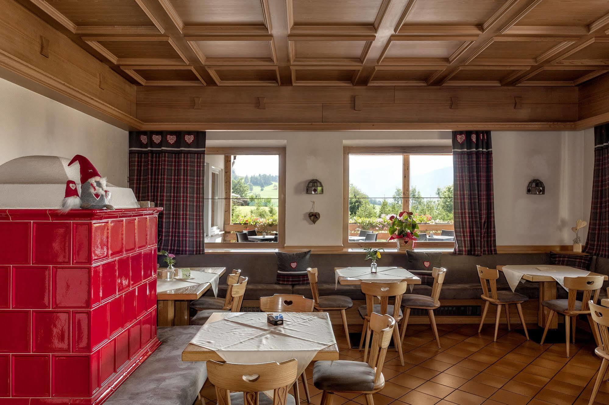 Hotel Alla Rocca Varena Zewnętrze zdjęcie